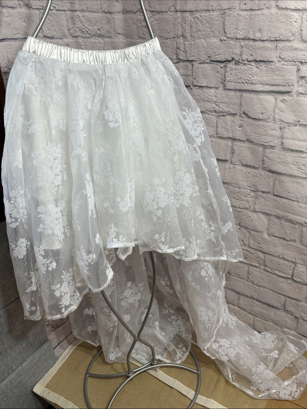 White High-Low Floral Sheer Tulle Skirt Romantic Steampunk Madonna Halloween